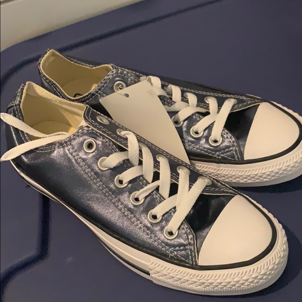 BRAND NEW size 7 metallic blue converses